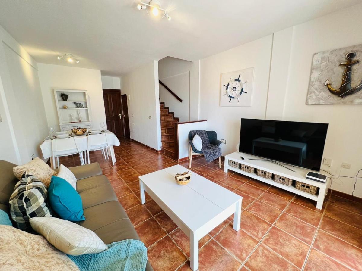 Apartamentos Vista Marina - El Medano Luaran gambar