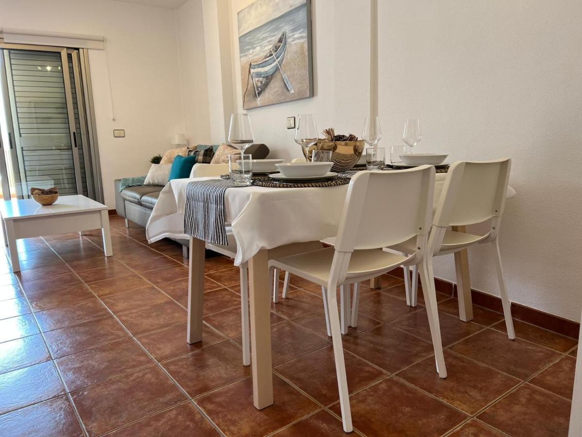 Apartamentos Vista Marina - El Medano Luaran gambar
