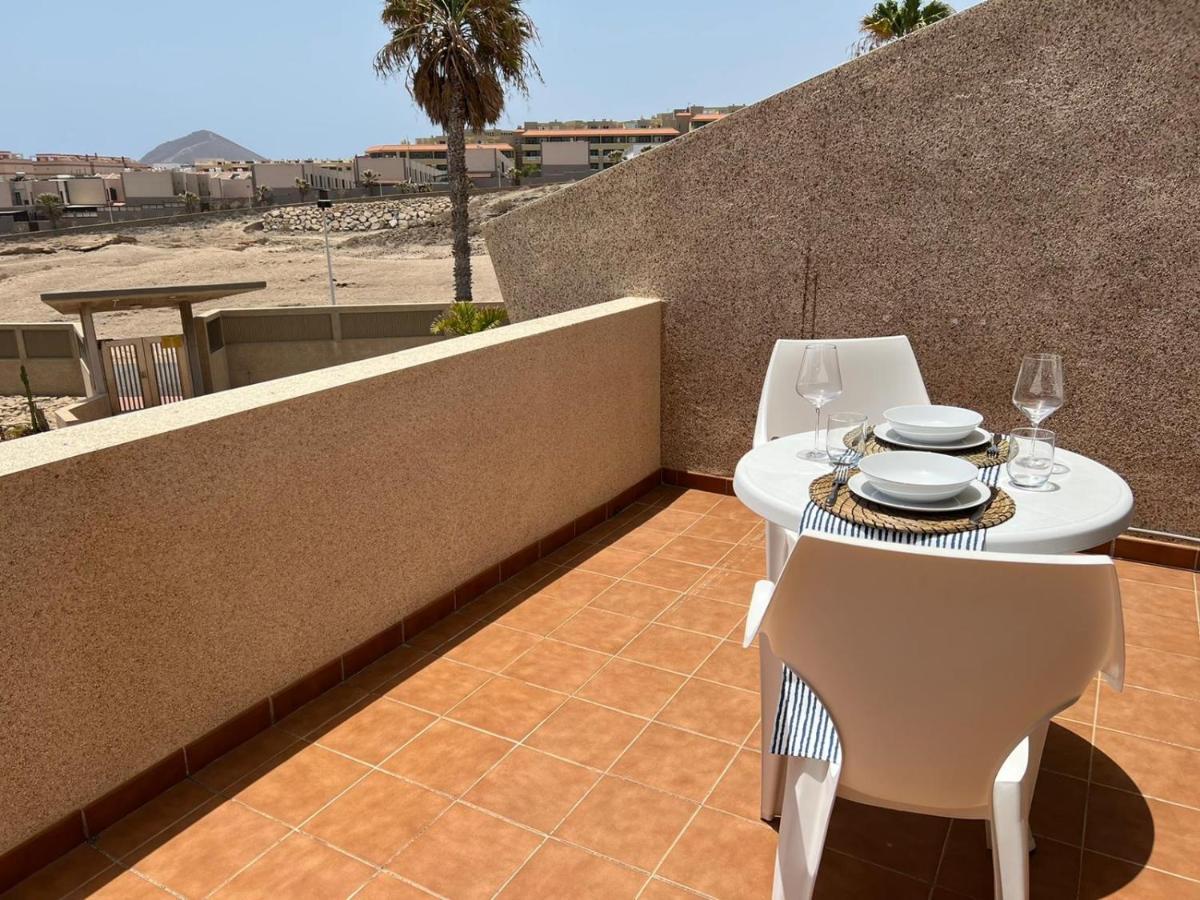 Apartamentos Vista Marina - El Medano Luaran gambar