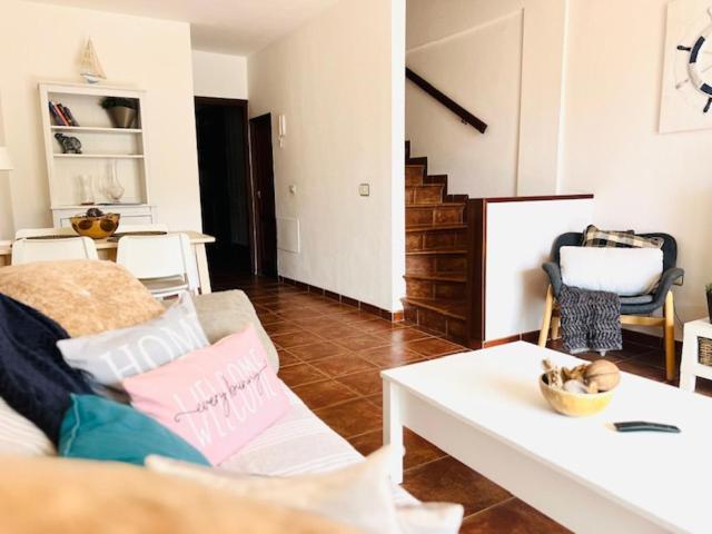 Apartamentos Vista Marina - El Medano Luaran gambar